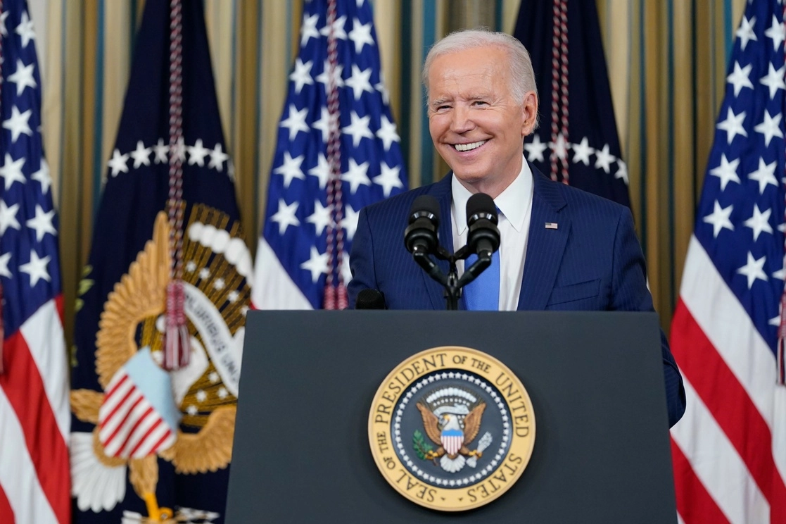 El presidente Joe Biden habla en el Comedor de Estado de la Casa Blanca en Washington, el miércoles 9 de noviembre de 2022. Foto Ap