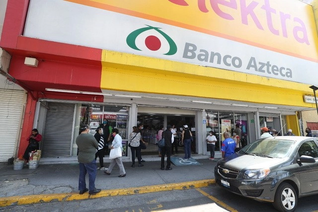 Una sucursal de Elektra ubicada en la CDMX el pasado 05 de mayo de 2020. Foto Yazmín Ortega