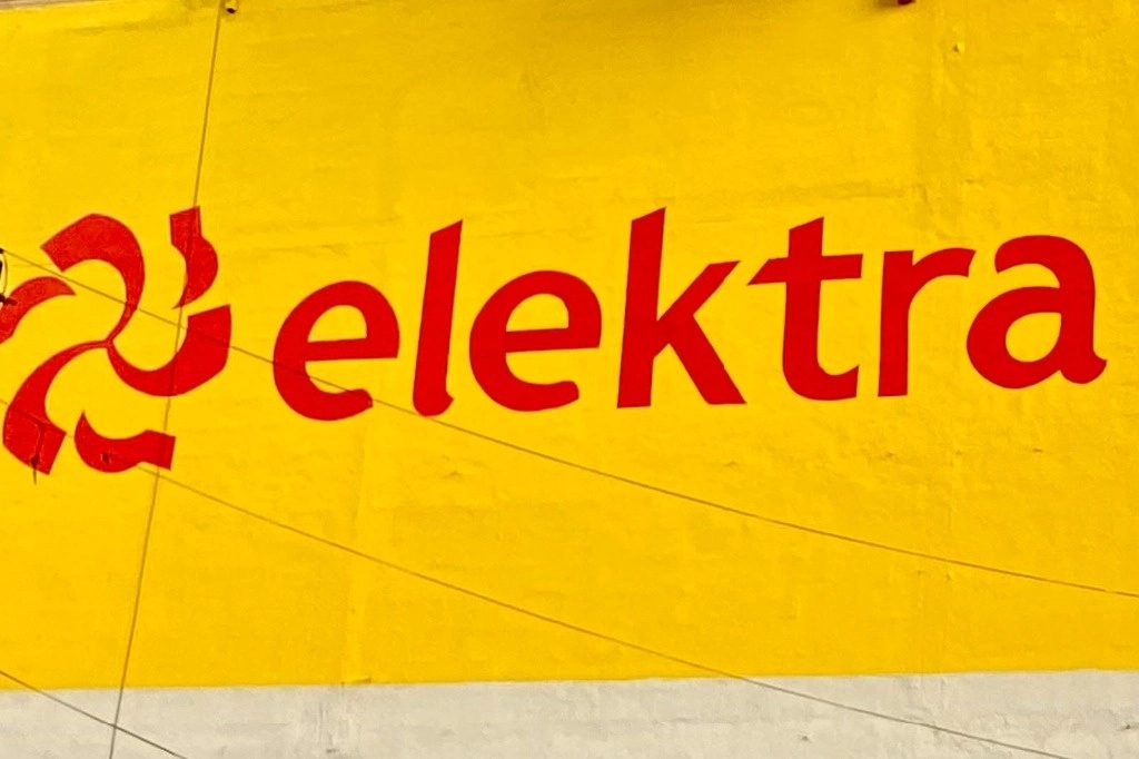 Logotipo de Elektra en imagen de archivo. Foto Germán Canseco