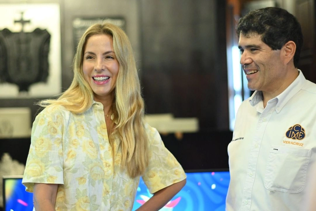 Autoridades de Veracruz dieron a conocer la cartelera artística del Carnaval e Veracruz 2025. Foto