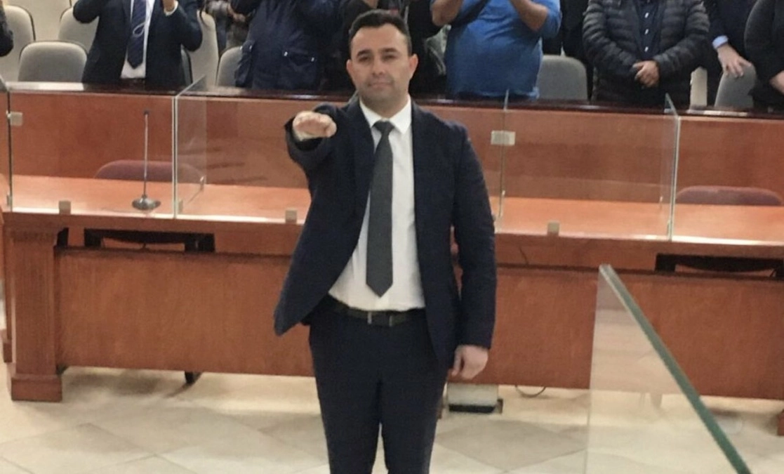 En sesión extraordinaria, el Congreso de Baja California eligió por mayoría calificada a Ricardo Iván Carpio Sánchez como fiscal general del estado. Foto tomada del Twitter de @BurguenoTJ