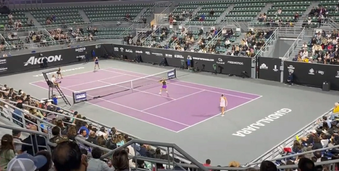 Quedaron delineadas las semifinales y para este día, la bielorrusa Victoria Azarenka que viene enrachada eliminando estadunidenses en el torneo. Foto redes