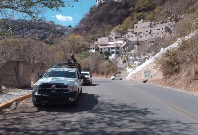 Elementos de la Policía Estatal durante labores de seguridad en Taxco, Guerrero. Foto tomada de X @SSPGro / Archivo
