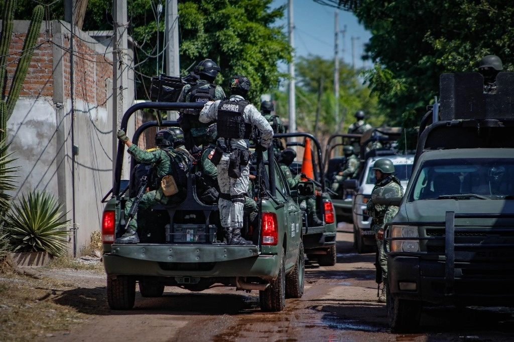 Elementos del Ejército mexicano realizan acciones de vigilancia en el municipio de Culiacán, Sinaloa. Foto José Betanzos Zarate / Cuartoscuro / La Jornada