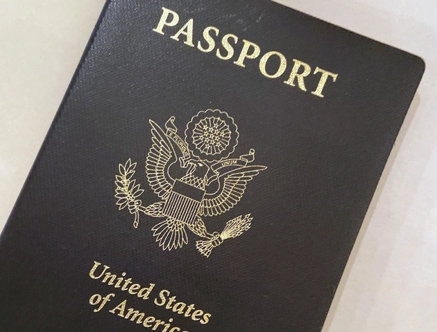 Estados Unidos anunció la emisión del primer pasaporte con una "X" en la categoría de género. Foto Ap / Archivo