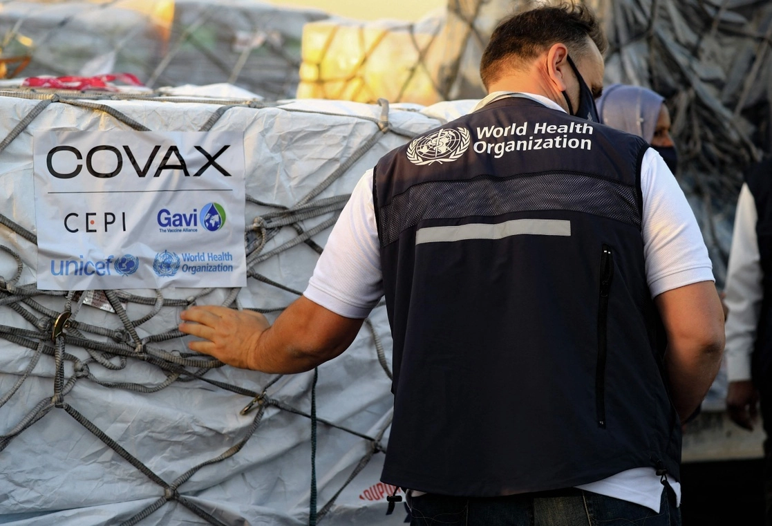 En mayo pasado, la SCJN autorizó al gobierno federal mantener en reserva la información sobre las vacunas contra el covid-19 que ha comprado por considerar que se trata de datos que ameritan mantenerse en secrecía por razones de seguridad nacional. Foto Afp / Archivo 