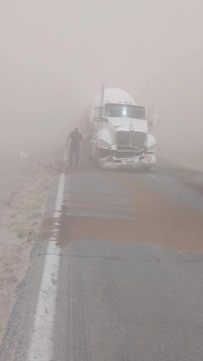 Las condiciones adversas podrían persistir en el transcurso de esta tarde y, de continuar, no se descarta la posibilidad de realizar más cierres carreteros.