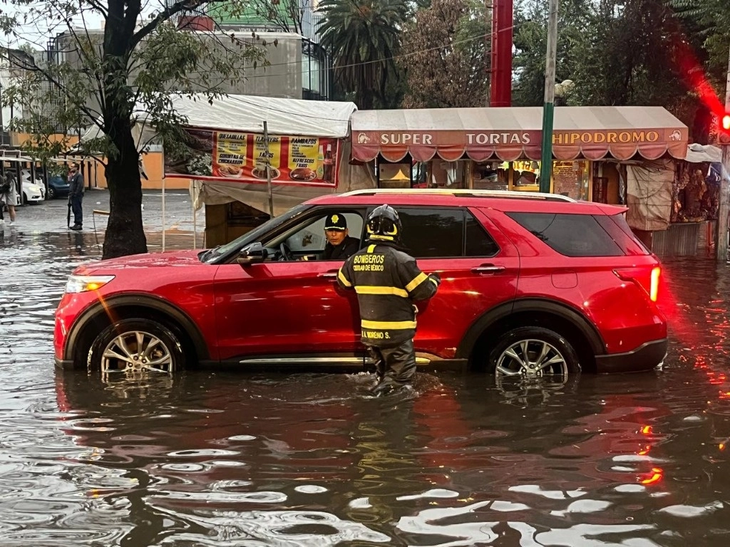 Además, se mantiene Alerta Amarilla en las demarcaciones: Benito Juárez, Cuauhtémoc, Cuajimalpa, Iztacalco, Iztapalapa, Tláhuac y Venustiano Carranza. Foto: Víctor Camacho
