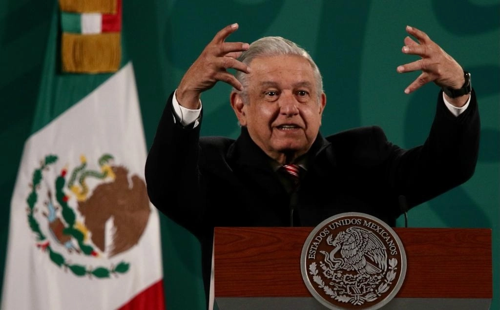 El presidente de México, Andrés Manuel López Obrador, durante su conferencia matutina en el Antiguo Palacio del Ayuntamiento, en la Ciudad de México, el 30 de noviembre de 2021. Foto Roberto García Ortiz
