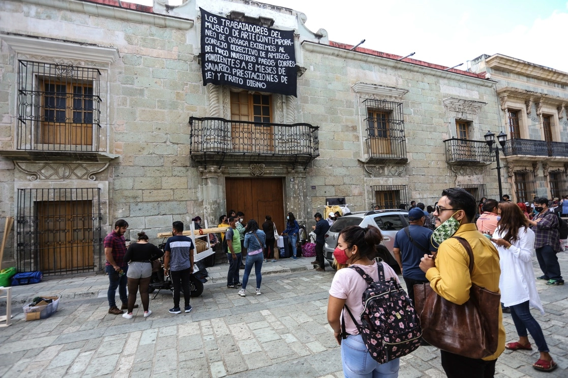 Empleados del Museo de Artes Contemporáneo de Oaxaca denunciaron un nuevo intento de desalojo por parte de la asociación Amigos del Maco. Foto Jorge A. Pérez Alfonso