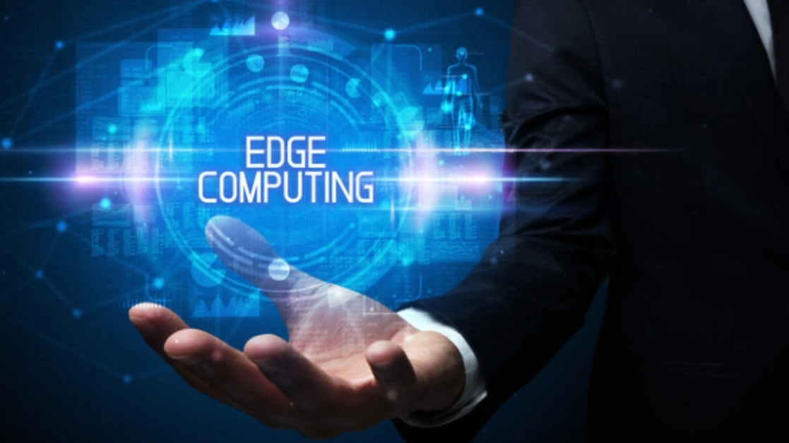 El edge computing permite reducir los tiempos de transmisión y recepción de datos, por lo que una de sus aplicaciones se da en vehículos autónomos. Foto cortesía de Seguritech Privada.