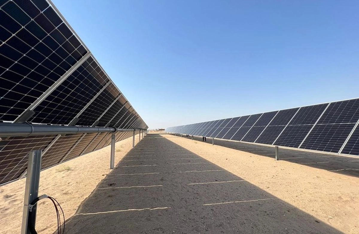 En 2024 Arabia Saudita dijo tener el objetivo de construir hasta 130 gigavatios de capacidad de energía renovable para 2030. Foto 