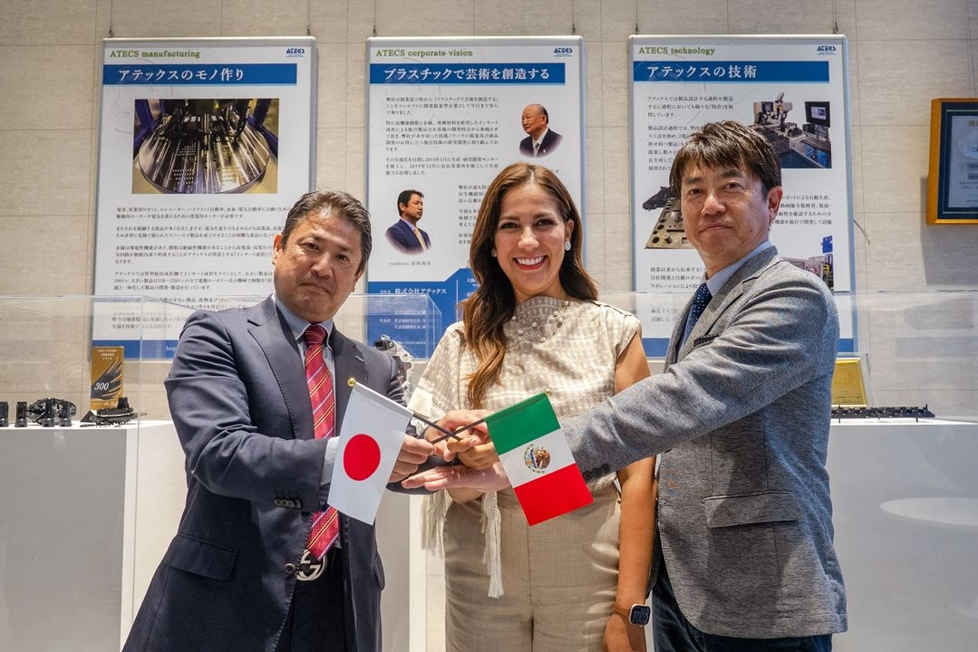 Durante la gira de trabajo en Japón que realiza la gobernadora Libia García Muñoz Ledo ha concretado inversiones por 31 mdd para que las empresas Senyo y ATECS construyan plantas en la entidad.  Foto Tomada de X 