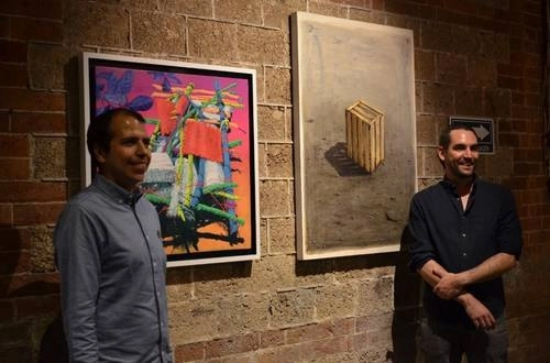 Santiago Robles (izquierda) y Rodrigo Ímaz son egresados de la Facultad de Artes y Diseño de la UNAM. La exposición permanecerá hasta finales de este mes. Foto Joel Martínez
