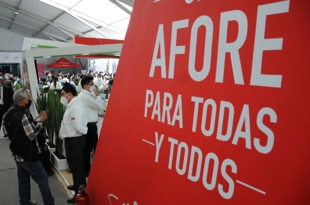 En los más de 27 años de existencia del Sistema de Ahorro para el Retiro, las Afore han conseguido rendimientos por alrededor de 3 billones 620 mil millones de pesos, producto de un rendimiento real anual de 4.8 por ciento. Foto Cuartoscuro / archivo  