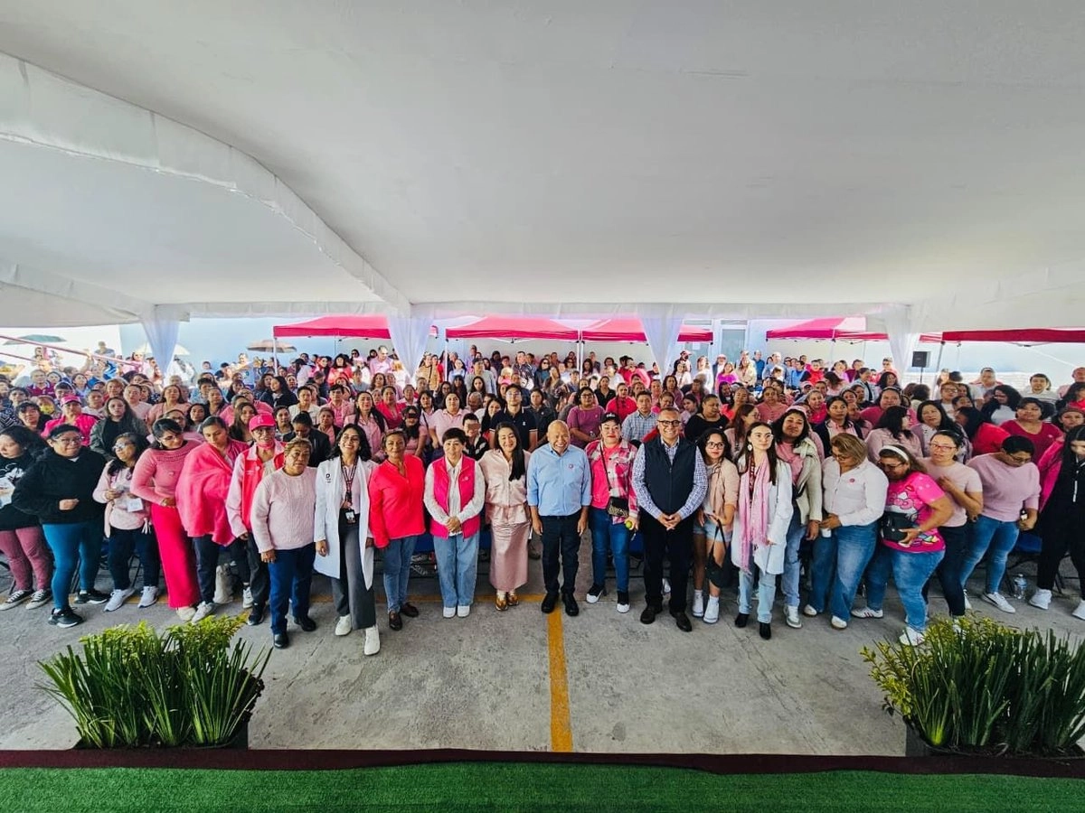 El edil, Raciel Pérez Cruz, destacó la inauguración del Centro de Empoderamiento para las Mujeres “Elvia Carrillo Puerto”, ubicado en la colonia Valle de las Pirámides, espacio concebido como un punto de acompañamiento, aprendizaje y construcción colectiva creado para impulsar la autonomía económica de las mujeres del municipio.