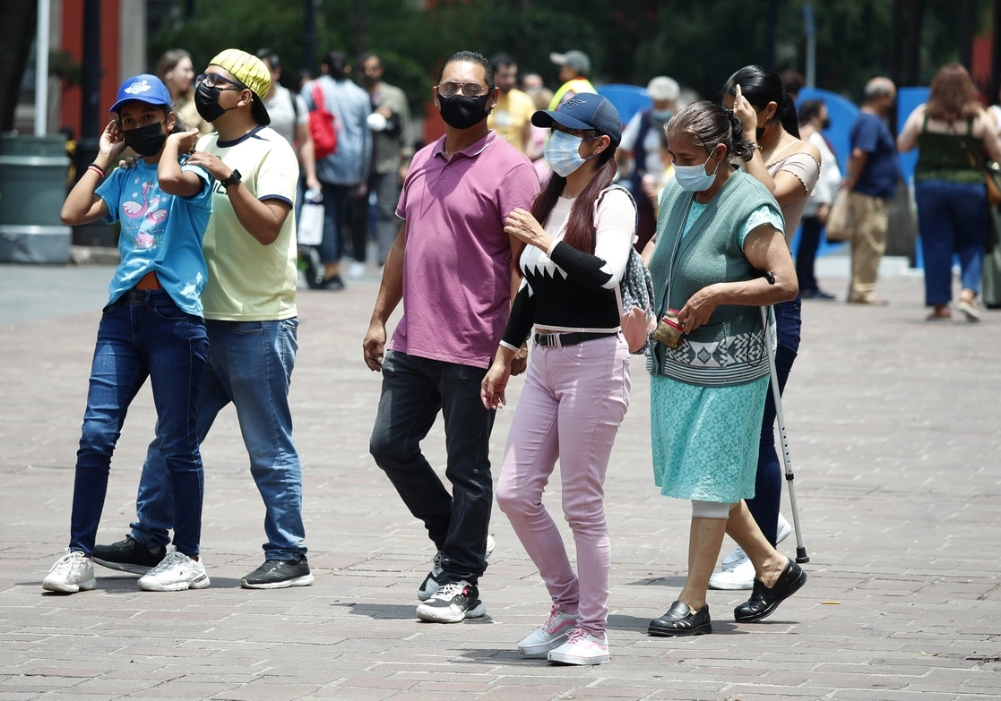 La Ssa reporta que el número de muertes por covid-19 asciende a 329 mil 898, mientras que los casos totales llegaron a los siete millones 70 mil 352. Foto  Cristina Rodríguez / Archivo 