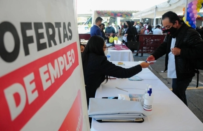 “La comparación interanual muestra un crecimiento del 2 por ciento, lo que refleja una economía capitalina robusta y en constante crecimiento”. Foto Cuartoscuro / archivo