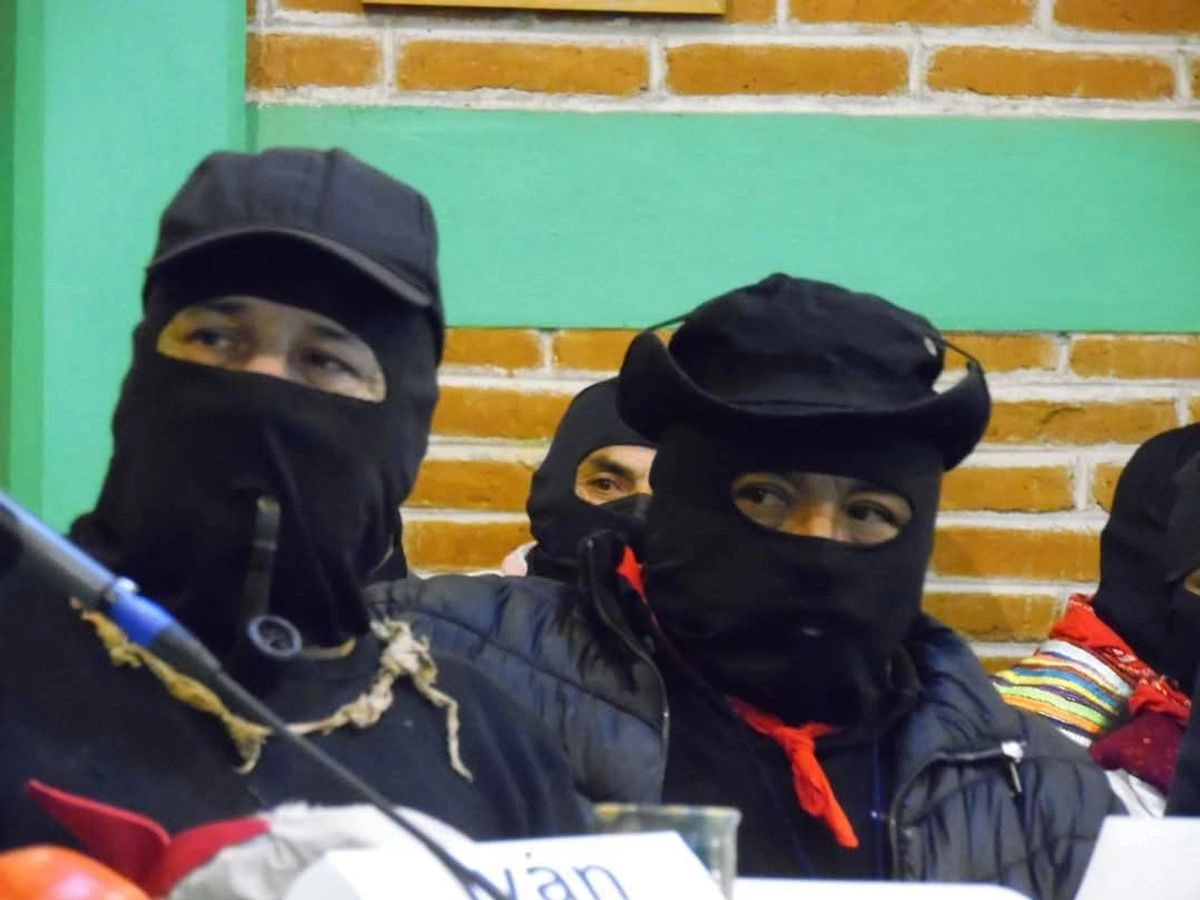 Marcos difundió un nuevo comunicado con imágenes de preparativos para el Encuentro de Resistencias y Rebeldías Algunas Partes del Todo, que se llevará a cabo en agosto.