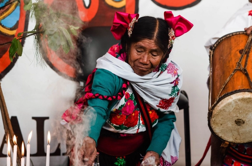  Latinoamérica es el hogar de 826 pueblos indígenas que hablan 420 lenguas. Foto Cuartoscuro / Archivo