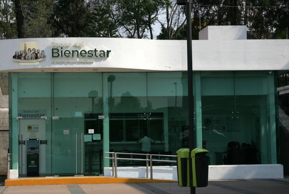 En imagen de archivo, sucursal del Banco del Bienestar en la explanada de la alcaldía MIguel Hidalgo, Ciudad de México. Foto 
