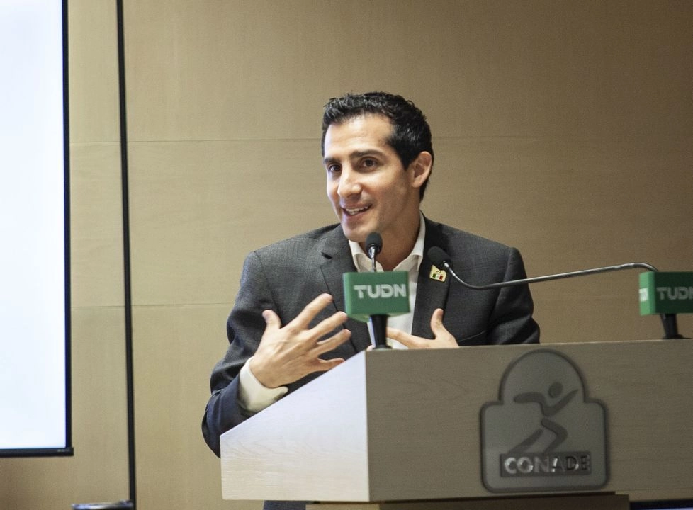 Entrevistado en Palacio Nacional, a donde acudió para participar en la conferencia presidencial, dijo que la instrucción presidencial a la Conade es que sea una instancia transparente y cercana a los deportistas.  Foto