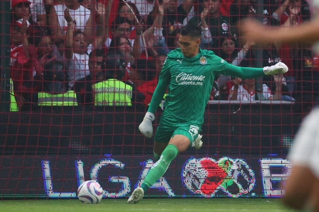 Chivas empató 1-1 con Toluca en el estadio Nemesio Díez. Foto tomada de X @Chivas 
