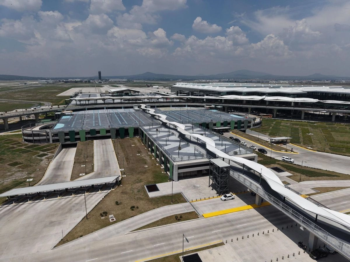 Aspectos en Tecámac, estado de México, de los avances en la construcción del Tren Ciudad de México-AIFA-Pachuca. 