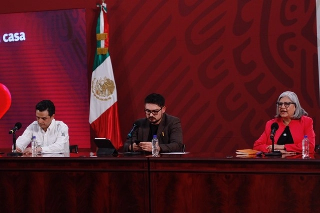 A dos días de inicio de la dispersión de créditos más de 40 mil empresas han buscado el apoyo. Foto Cristina Rodríguez