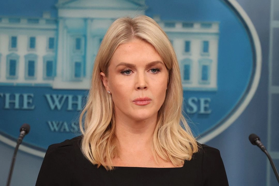 Karoline Leavitt, secretaria de prensa de la Casa Blanca, habla con los medios de comunicación, el 19 de junio de 2025.Foto 