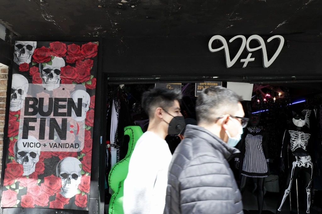 La Antad y la ADI informaron que para evitar conglomeraciones, los establecimientos no tendrán restricciones de horarios durante El Buen Fin. Foto Roberto García Ortiz