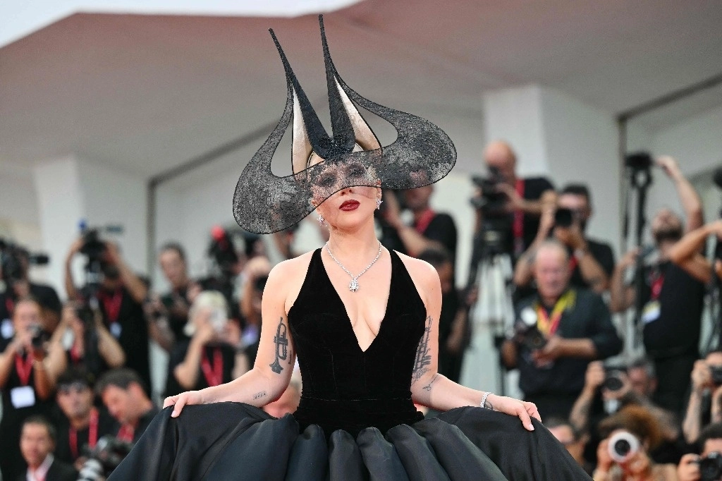 Lady Gaga, de 38 años, durante la alfombra roja de 'Joker: Folie à deux' en la Mostra italiana. Foto Afp