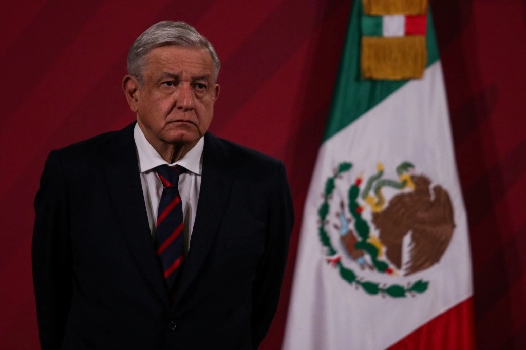 El presidente Andrés Manuel López Obrador ayer durante su conferencia matutina en Palacio Nacional, en la Ciudad de México. Foto Cuartoscuro
