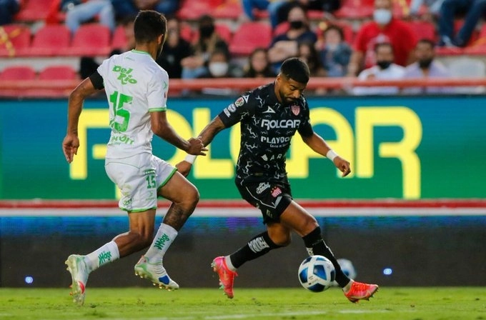 En jugada de último momento, Necaxa logró rescatar el triunfo dejando casi en el sótano a los Bravos. Foto @ClubNecaxa