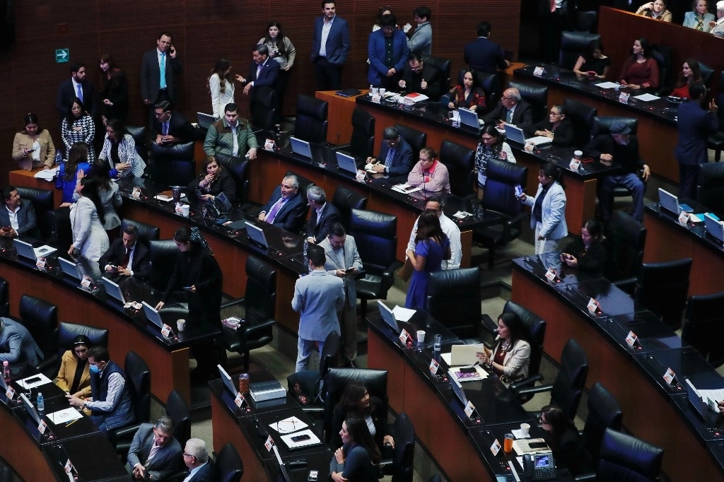 También se establece que los descuentos al salario, para el pago de la renta no podrá sobrepasar el 30 por ciento. Foto La Jornada/ Marco Peláez/ Archivo 
