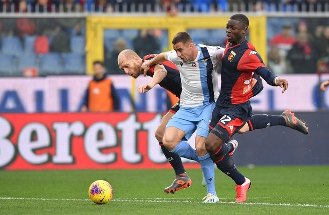 Lazio y Genoa se enfrentaron en la fecha 25 del campeonato italiano. Foto Ap