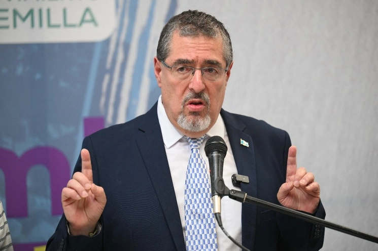 Bernardo Arévalo, presidente electo de Guatemala, aseveró que se realiza un golpe de Estado con acciones ilegales que buscan impedir su investidura. Foto Afp