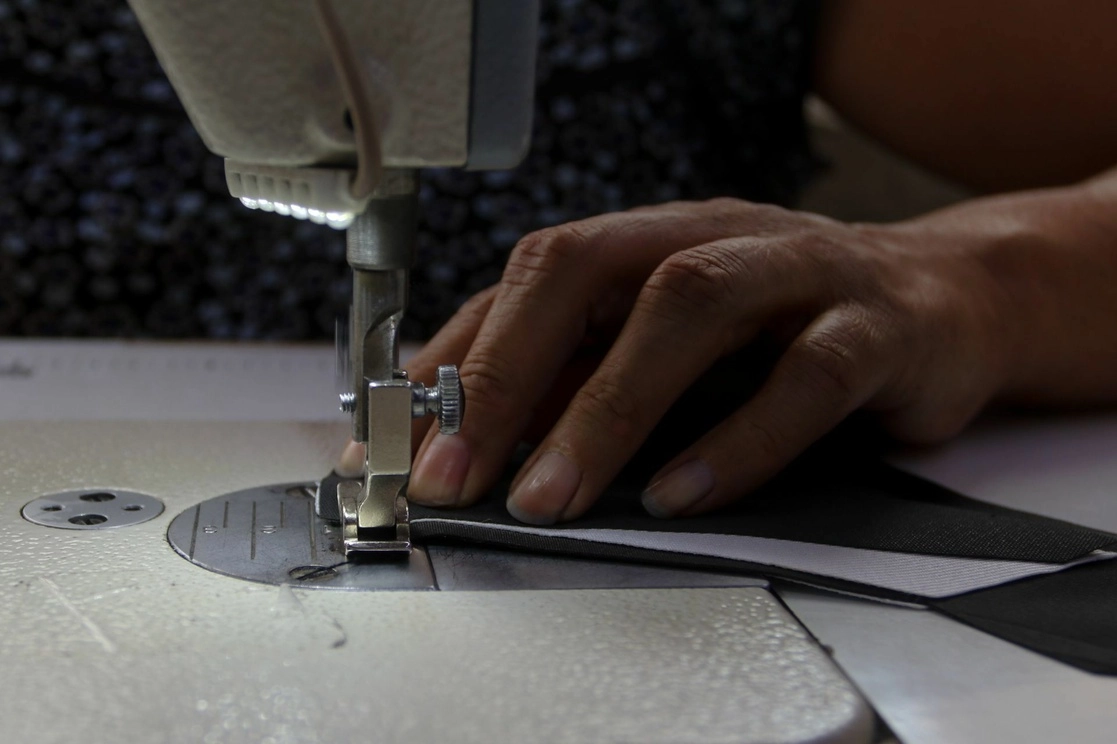 Ocho de cada 10 establecimientos de la industria del vestido se encuentran en la informalidad, un sector que aún no se recupera del impacto de la pandemia y cuyas exportaciones han caído 30.68% en 21 años. Foto Cuartoscuro / Archivo