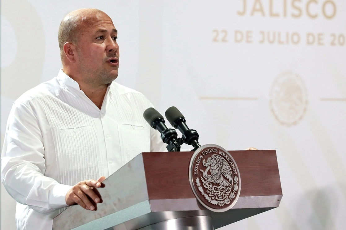 Enrique Alfaro, gobernador de Jalisco, participó en la conferencia de prensa matutina del presidente Andrés Manuel López Obrador, en Puerto Vallarta. Foto Presidencia