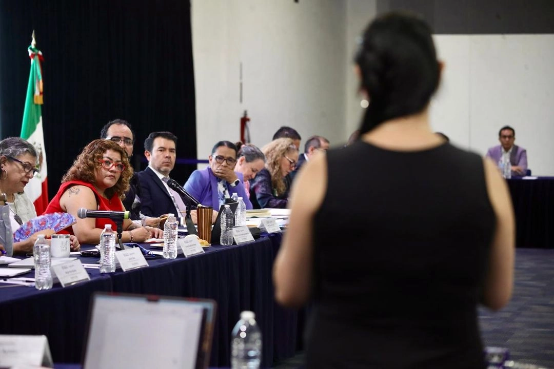 Reunión de la secretaria de Gobernación, Rosa Icela Rodríguez, con madres buscadoras, en Expo Reforma, Ciudad de México, el 8 de mayo de 2025. 