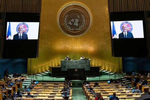 El primer ministro haitiano, Ariel Henry, participó en la sesión número 76 de la Asamblea General de la ONU en Nueva York con un mensaje pregrabado. Foto Afp
