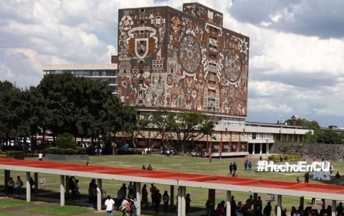 Explanada de la Rectoría de la UNAM, en imagen de archivo. 