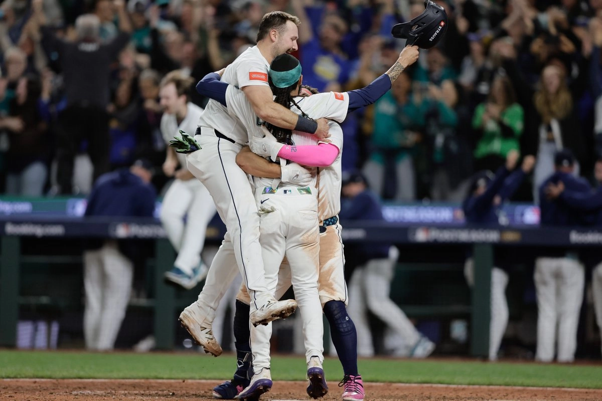Los Marineros dejaron a 12 corredores en base y aún así lograron avanzar a la Serie de Campeonato de la Liga Americana por primera vez desde 2001. Foto