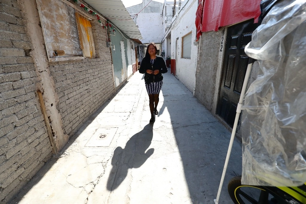 Datos de la Conavi señalan que en México hay 9.4 millones de viviendas cuyos materiales son considerados como precarios, que no cuentan con excusado o aquellas cuyos residentes habitan en hacinamiento. Foto Luis Castillo / Archivo