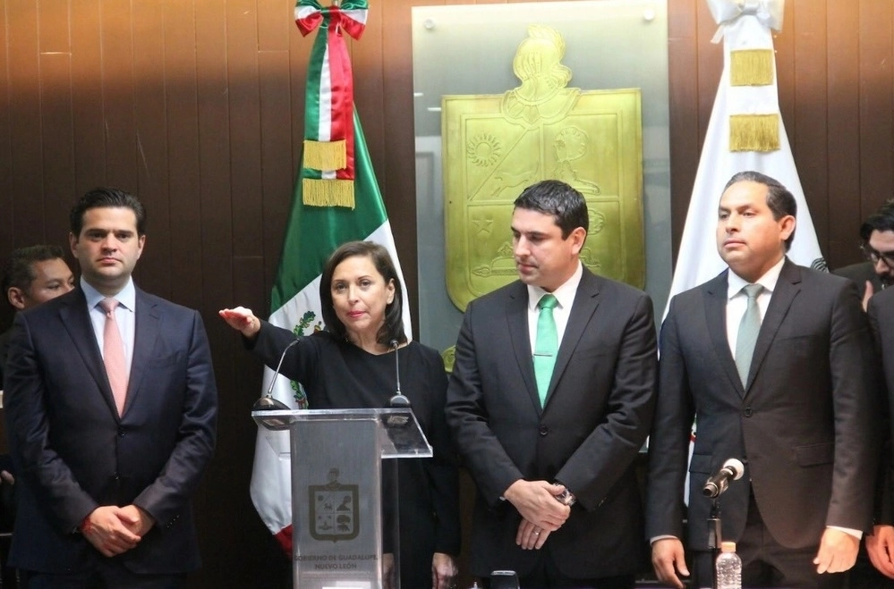 Alcaldesa de Guadalupe, la priista Cristina Díaz Salazar, descartó que la reunión se haya tratado de un "estirón de orejas" tras el atrincheramiento que encabezaron municipios del PRIAN. Foto tomada del Twitter de @PRIGpe_Oficial / Archivo