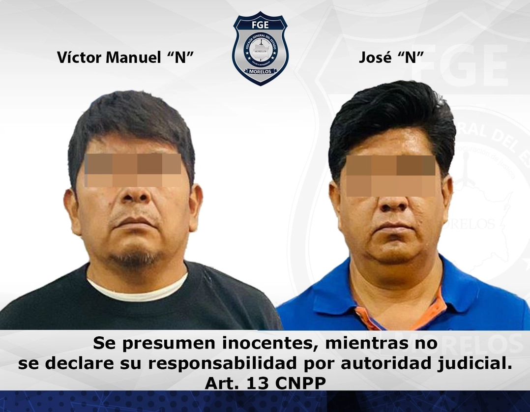 Los detenidos portaban un arma de fuego, droga, cartuchos y una manta con un texto similar al de otro mensaje localizado en días anteriores en el poblado de Tehuixtla, municipio de Jojutla. Foto Fiscalía Morelos

