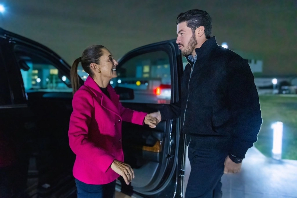 La presidenta de México, Claudia Sheinbaum fue recibida en NL por el gobernador Samuel García. Foto Tomada de X @samuel_garcias