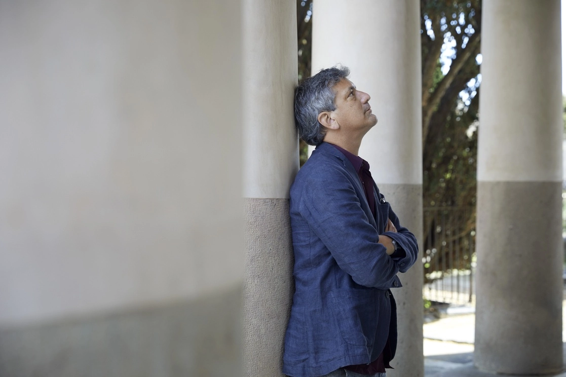 Para el escritor Santiago Roncagliolo los libros son hechos "para obligarte a discutir con otros lectores, para tomar partido por los personajes, para ver quién tenía razón y quién no". Foto Xavier Torres-Bacchetta