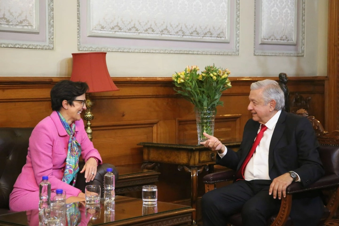Jane Fraser y Andrés Manuel López Obrador en Palacio Nacional en agosto del año pasado. Foto de Presidencia