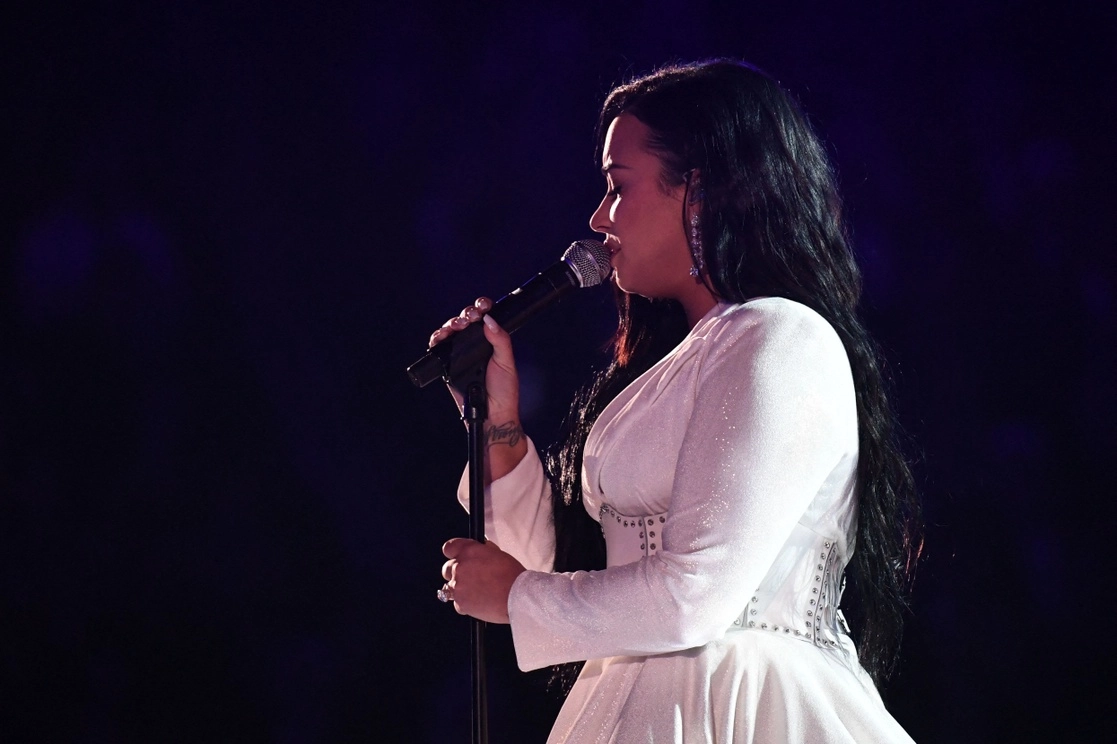 En el documental ‘Dancing with the devil’ Demi Lovato revela que dejó de ser virgen en una violación. Foto Afp / Archivo